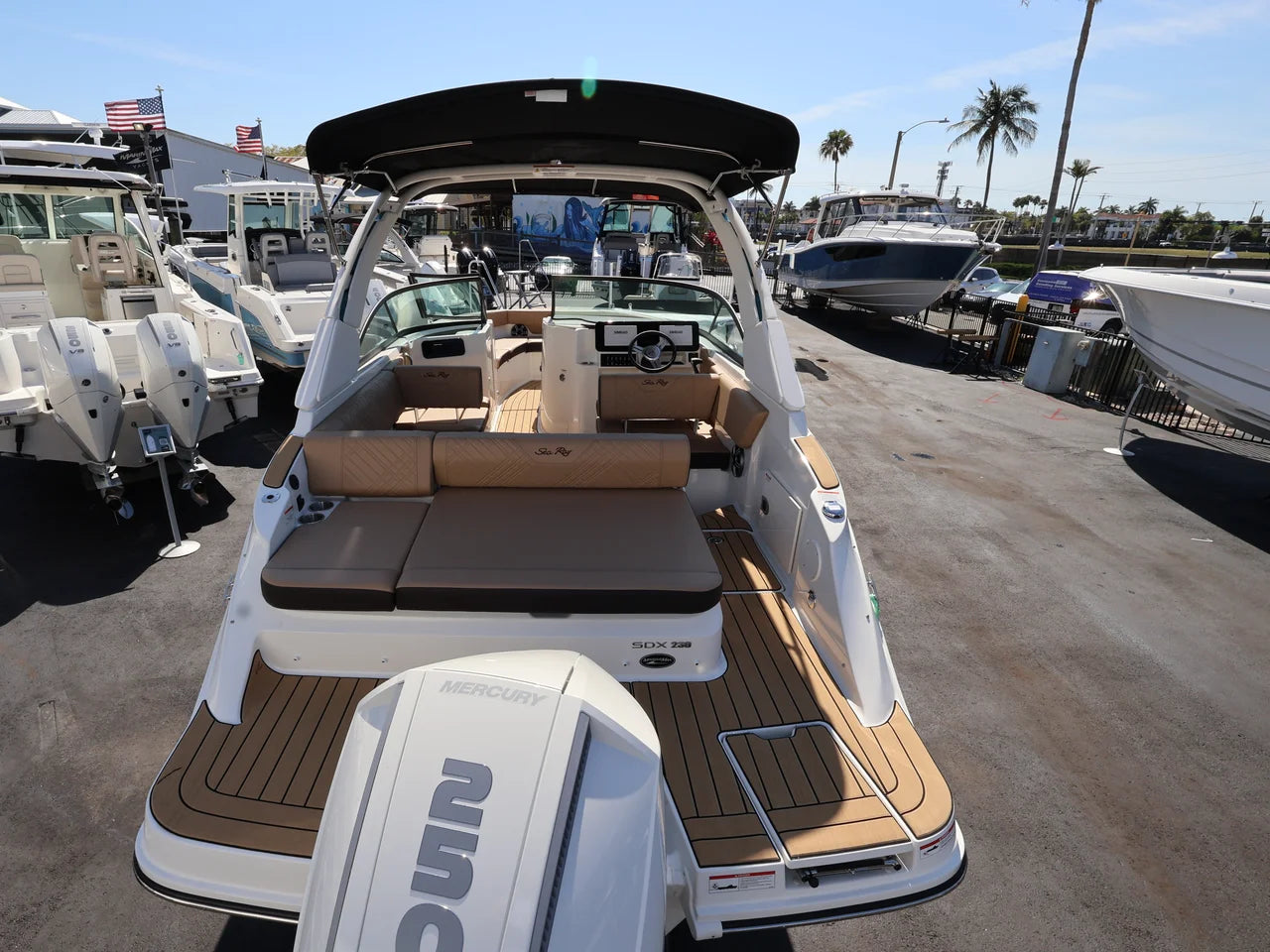 2026 Sea Ray SDX 230 Outboard 23.0 feet, Naples, Florida #9
