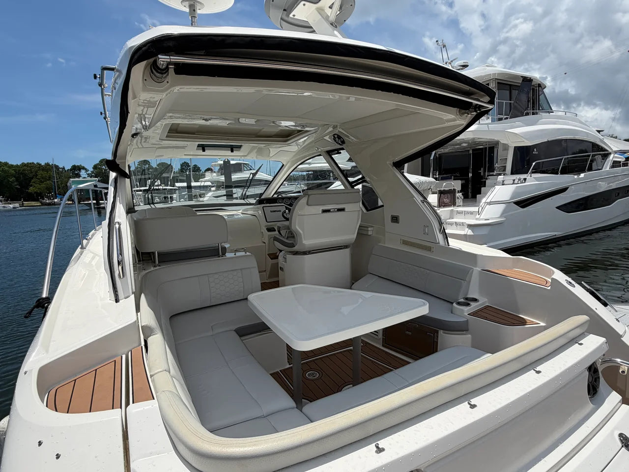 2019 Sea Ray Sundancer 350 Coupe 35.0 feet, Pensacola, Florida #8