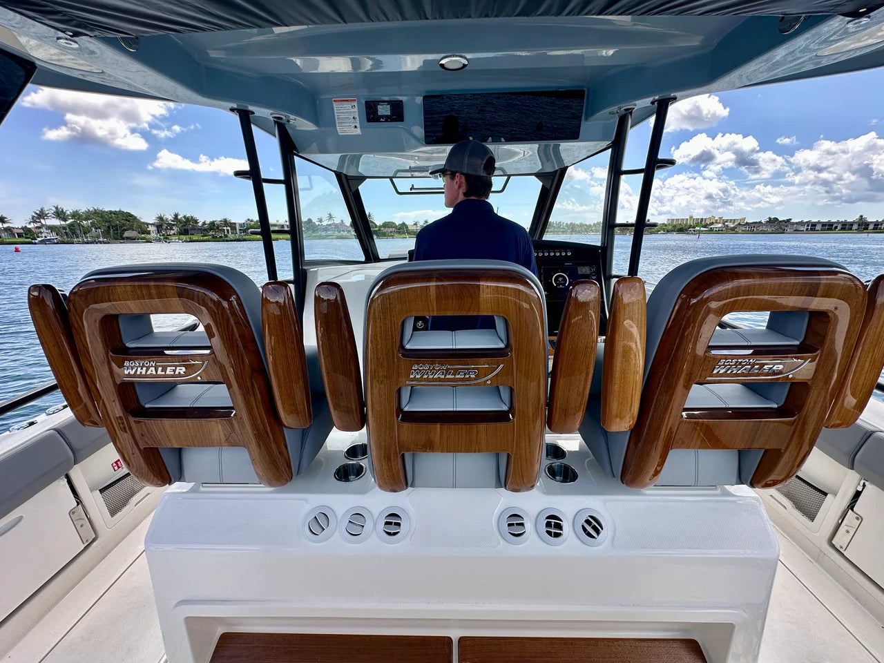 2026 Boston Whaler 420 Outrage 42.0 feet, Jupiter, Florida #11