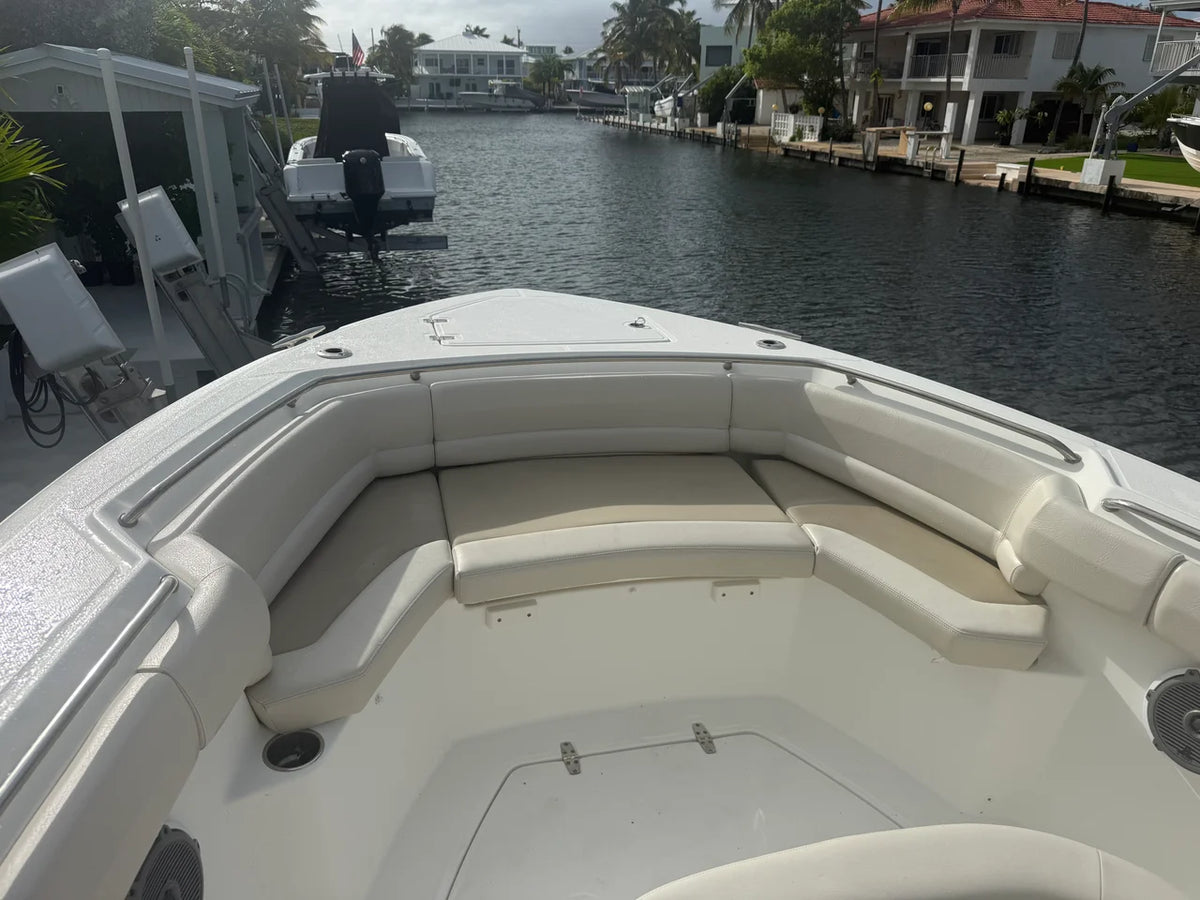 2017 Boston Whaler 330 OUTRAGE 33.0 feet, Islamorada, FL #7