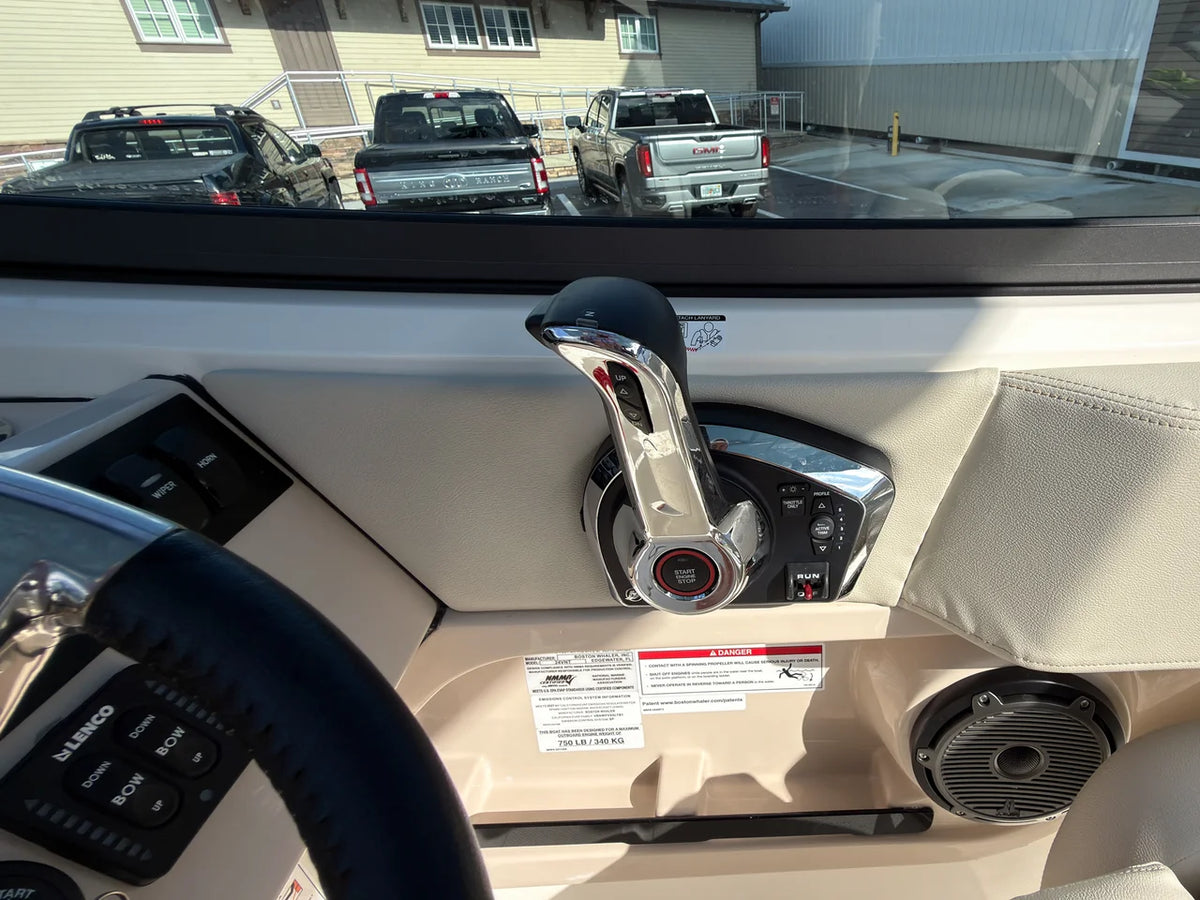 2027 Boston Whaler 240 Vantage 24.0 feet, Panama City, FL #21