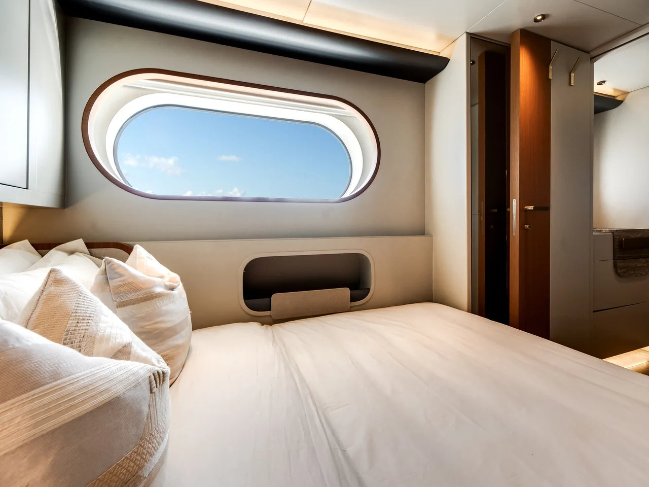 2026 Azimut Magellano 30M 95.0 feet, Pompano Beach, FL #15