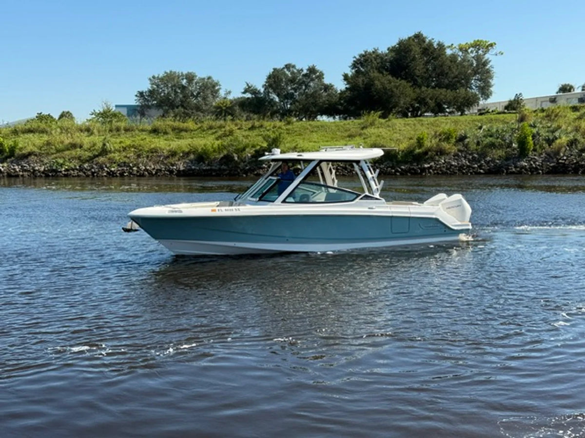 2021 Boston Whaler 280 VANTAGE 28.0 feet, Venice, Florida #1