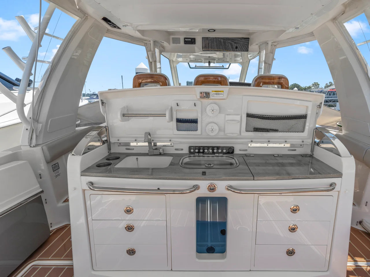 2021 Boston Whaler 420 Outrage 42.0 feet, Quincy, MA #11