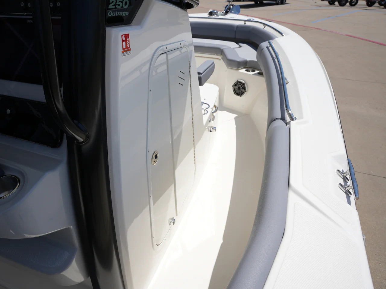 2027 Boston Whaler 250 Outrage 25.0 feet, Lewisville, TX #29