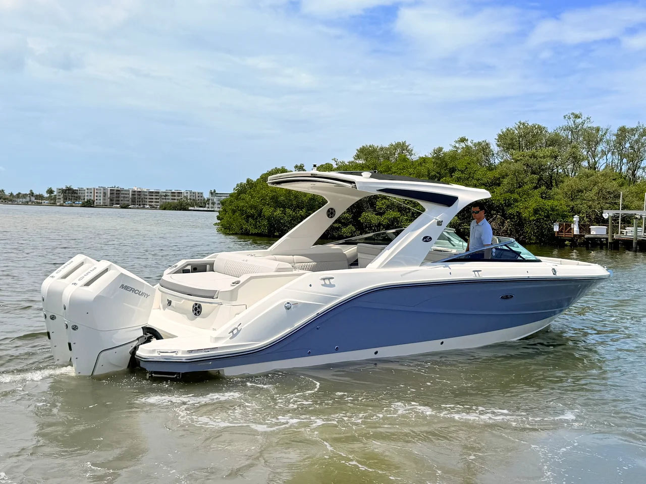 2026 Sea Ray SLX 310 Outboard 31.0 feet, St Petersburg, FL #20