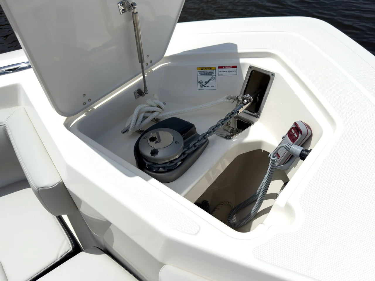 2026 Boston Whaler 330 Outrage 33.0 feet, Fort Myers, Florida #24