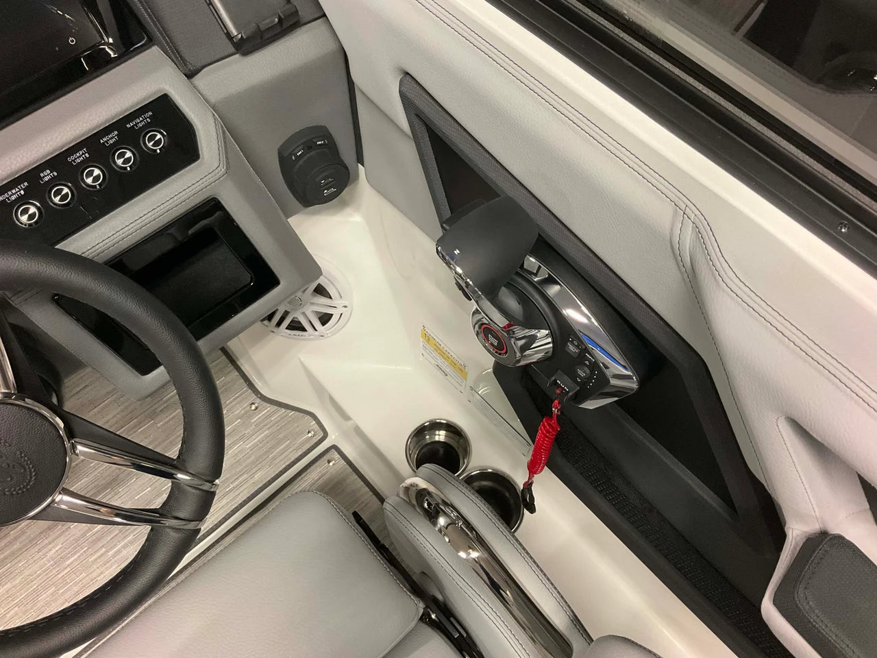 2026 Cobalt R4 Outboard 24.0 feet, Crosslake, Minnesota #41
