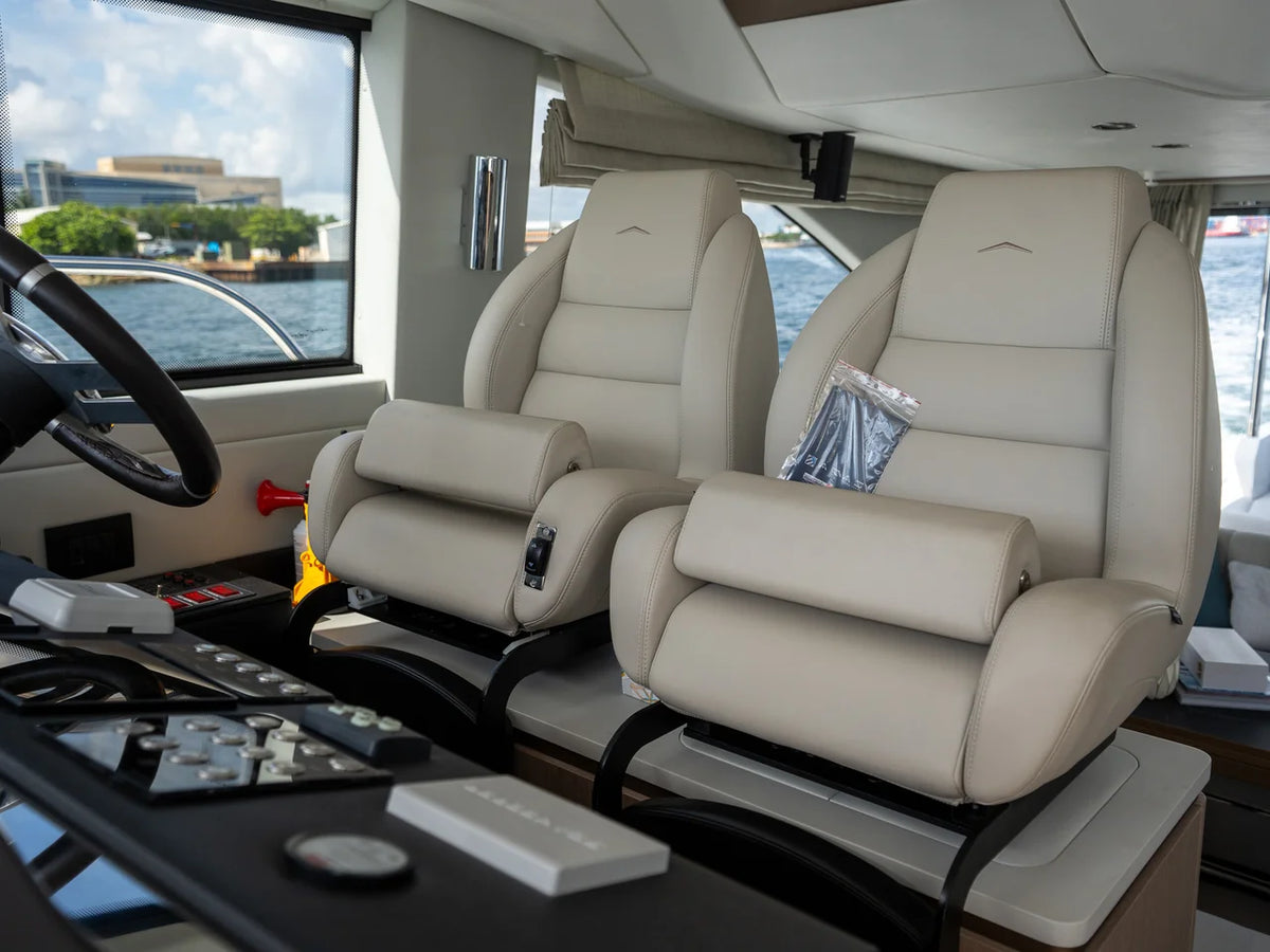 2025 Azimut FLY 50 52.0 feet, Miami, FL #36