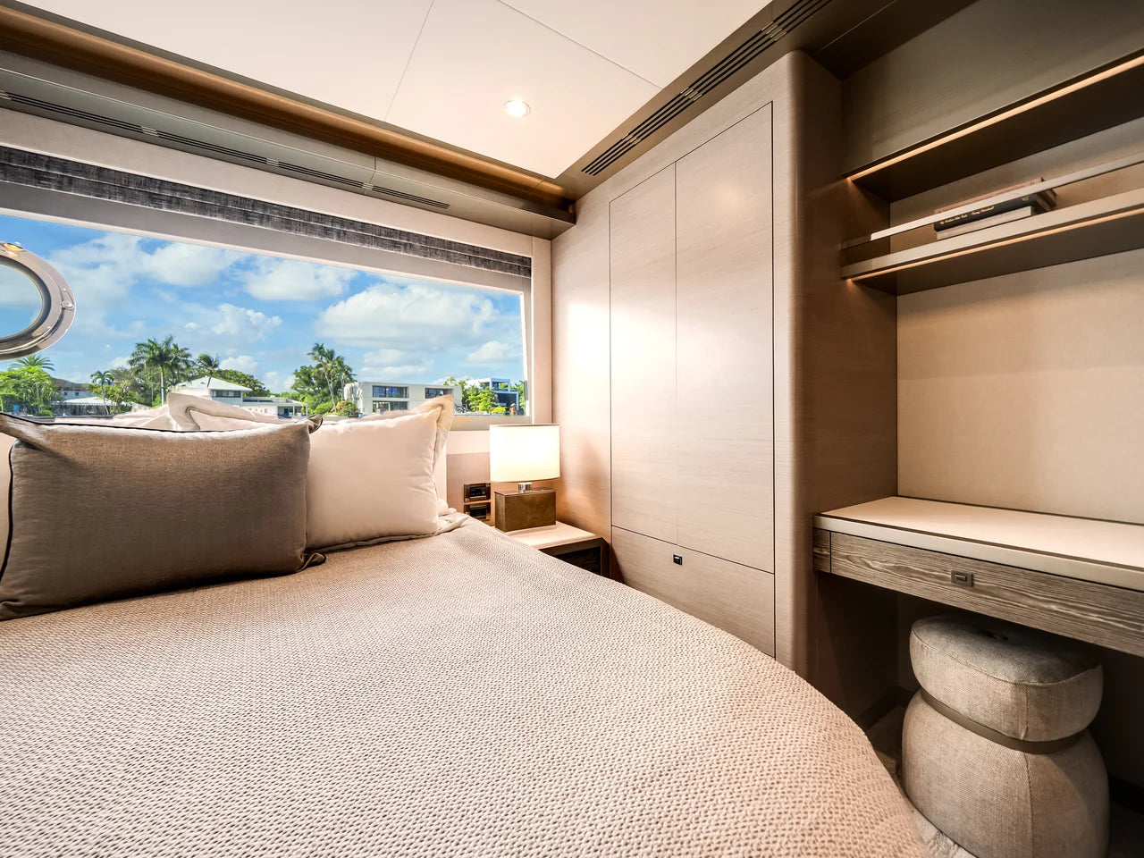 2025 Ocean Alexander 27R 88.0 feet, Fort Lauderdale, FL #62