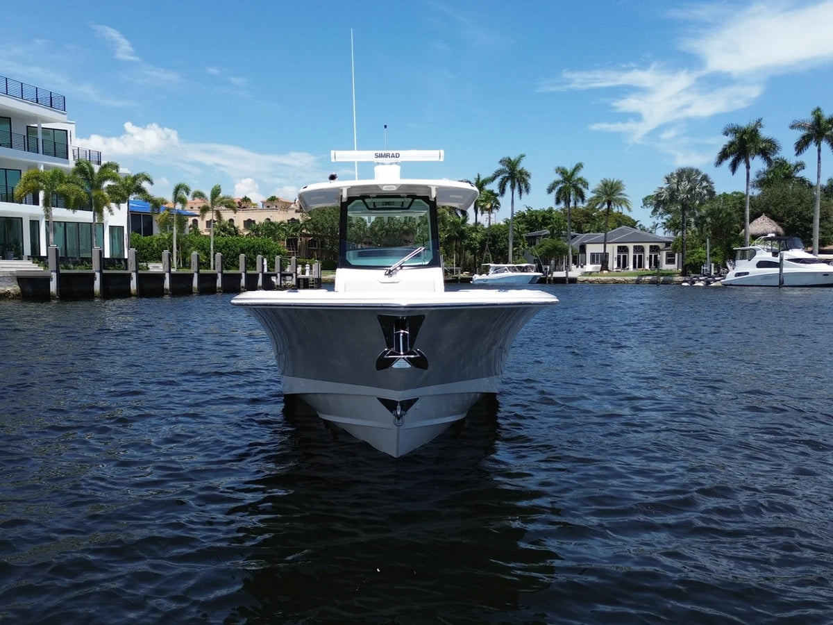 2026 Boston Whaler 330 Outrage 33.0 feet, Pompano Beach, Florida #17