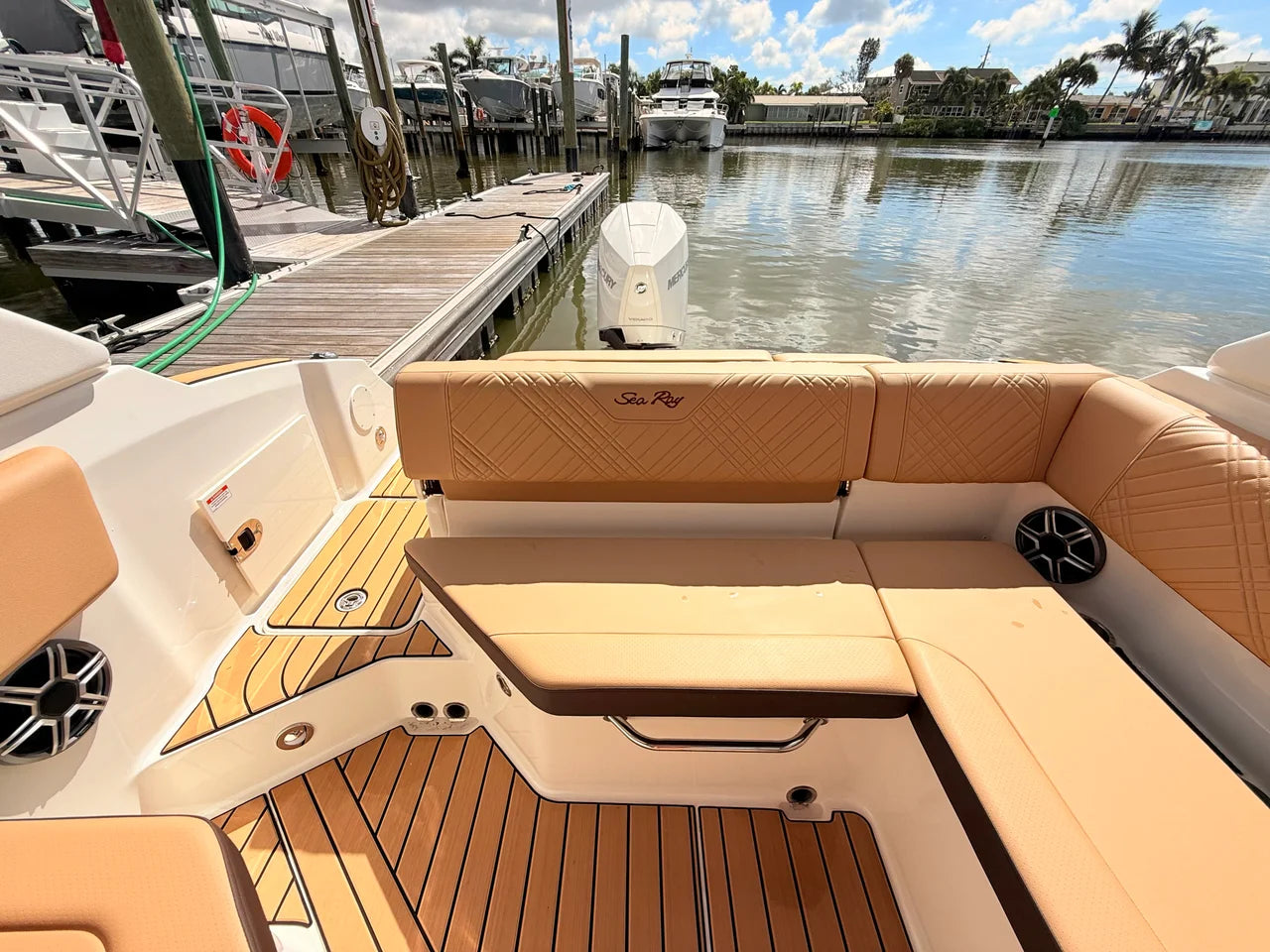 2027 Sea Ray SDX 230 Outboard 23.0 feet, St Petersburg, FL #25