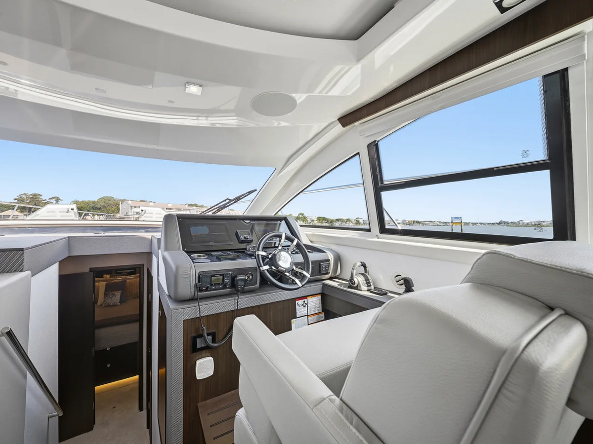 2023 Cruisers Yachts 46 CANTIUS 46.0 feet, Wrightsville Beach, North Carolina #16