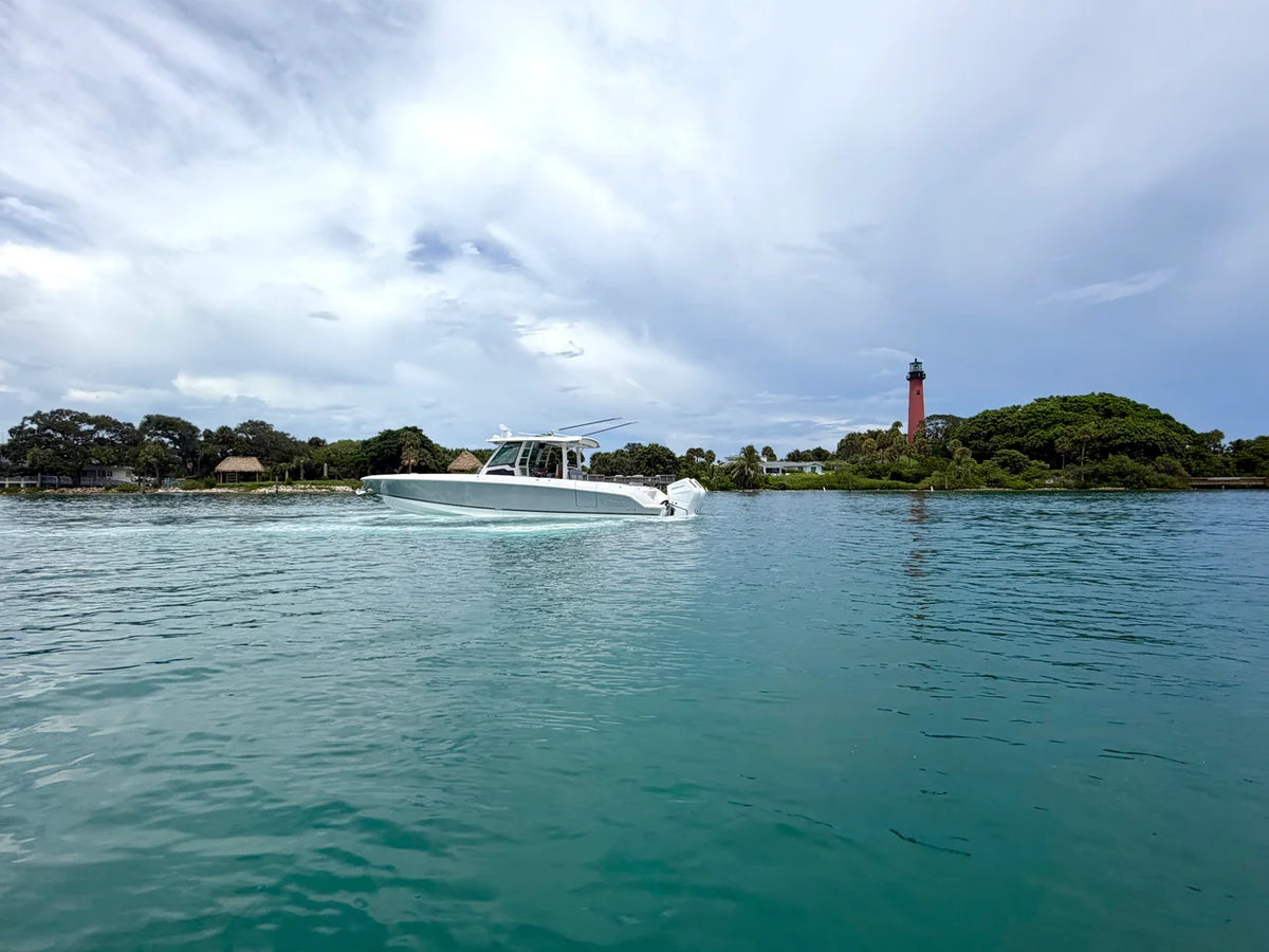2026 Boston Whaler 380 Outrage 38.0 feet, Jupiter, Florida #2