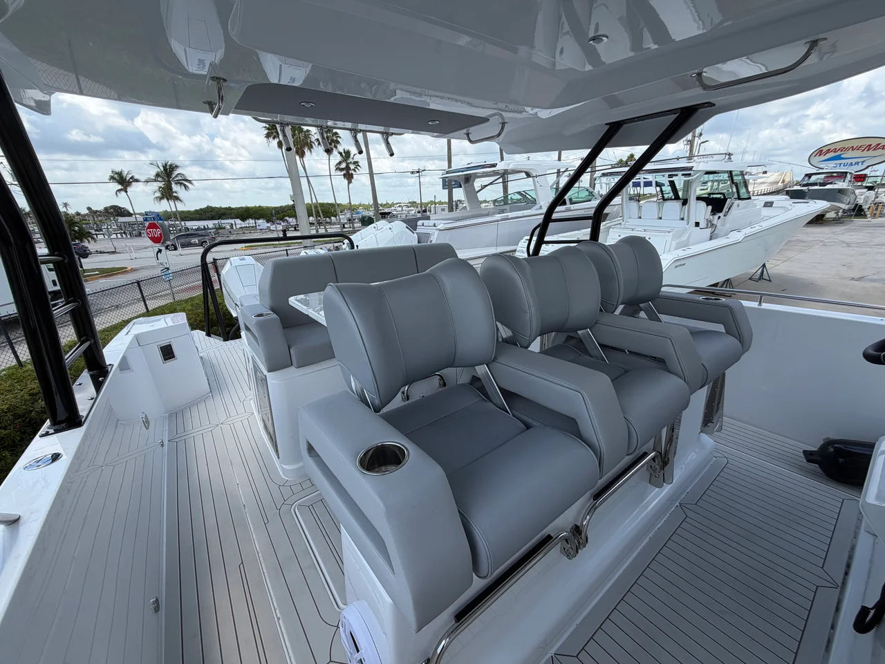2026 Cruisers Yachts 38 VTR 38.0 feet, Pompano Beach, Florida #9