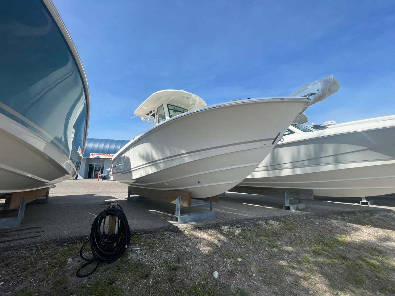2026 Boston Whaler 250 Outrage 25.0 feet, Venice, Florida #2
