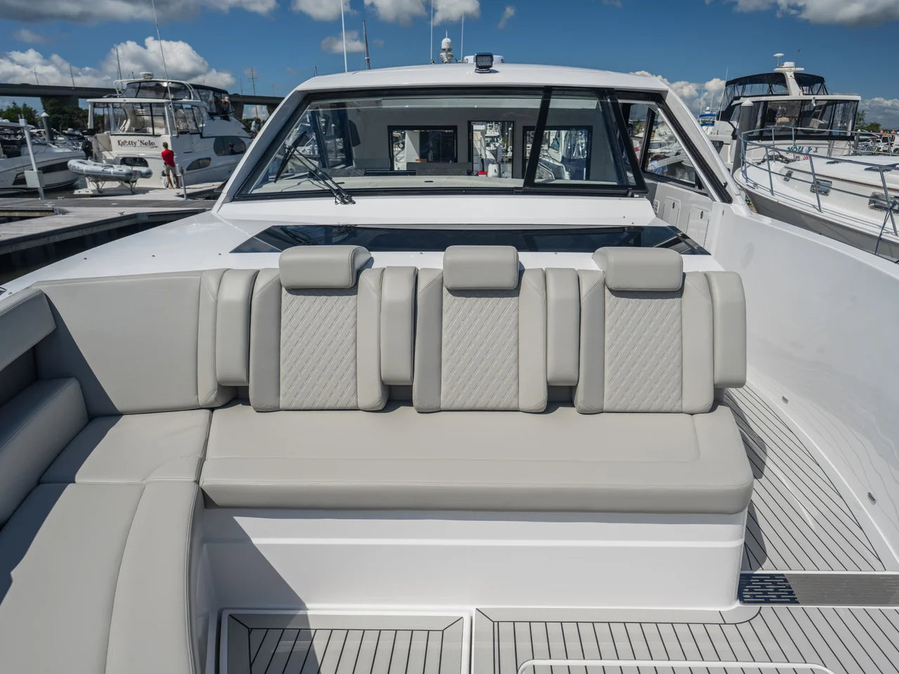 2026 Cruisers Yachts 50GLS OB 50.0 feet, Grasonville, MD #63