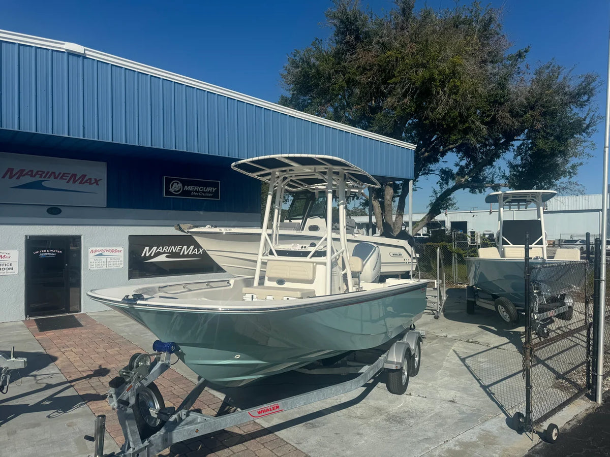 2026 Boston Whaler 190 Montauk 19.0 feet, Cocoa, Florida #3