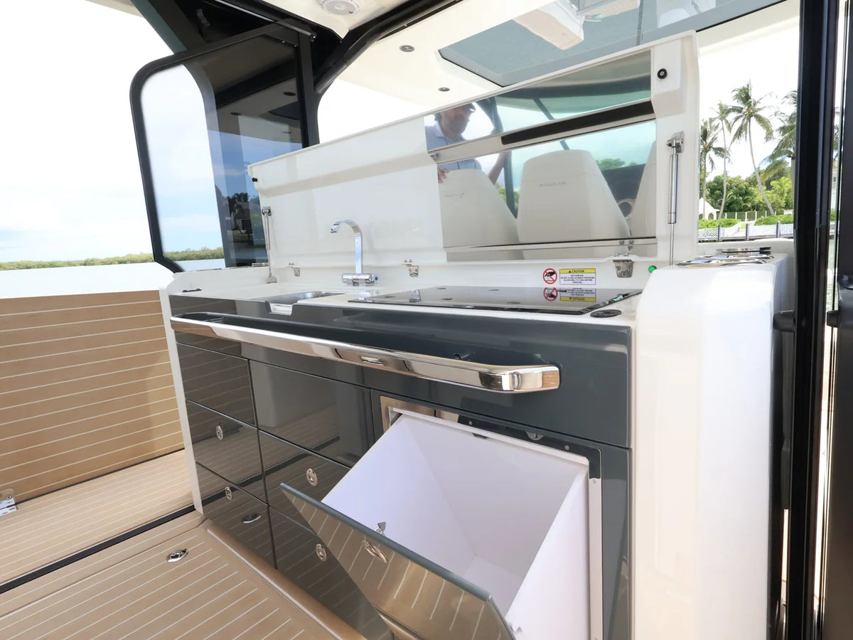 2027 Saxdor 400 GTS 40.0 feet, Naples, Florida #39