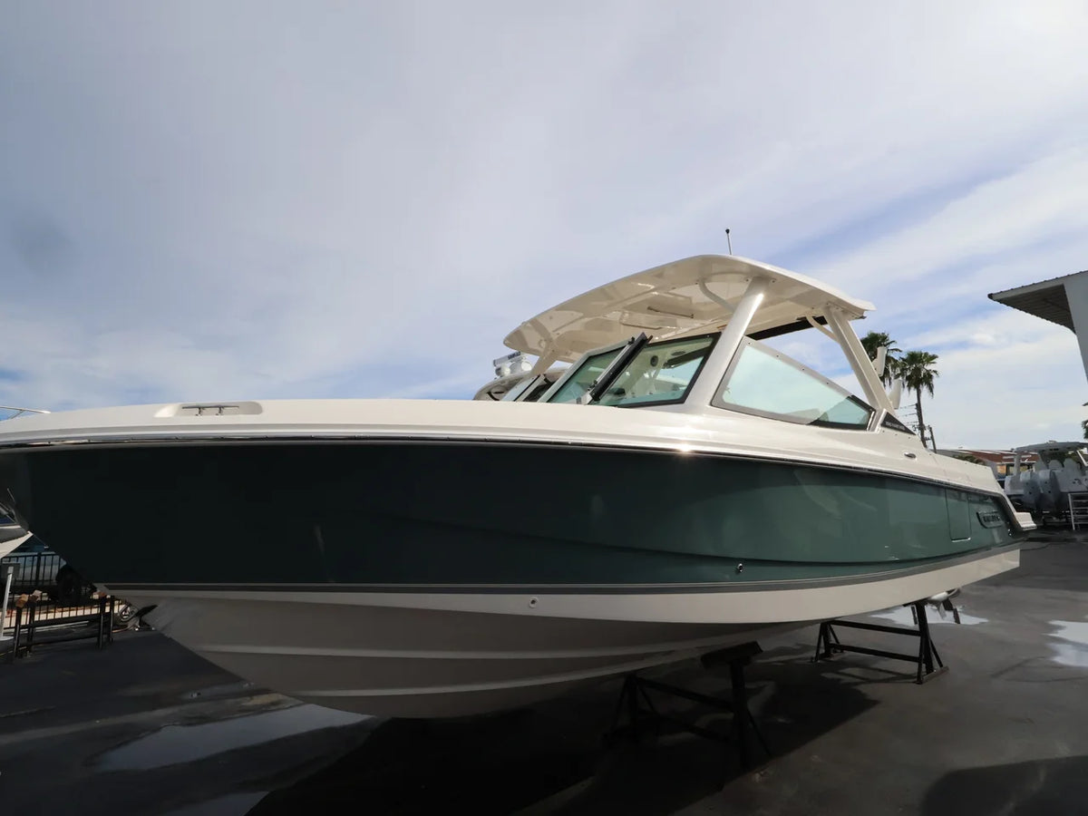 2027 Boston Whaler 280 Vantage 27.0 feet, Naples, Florida #1