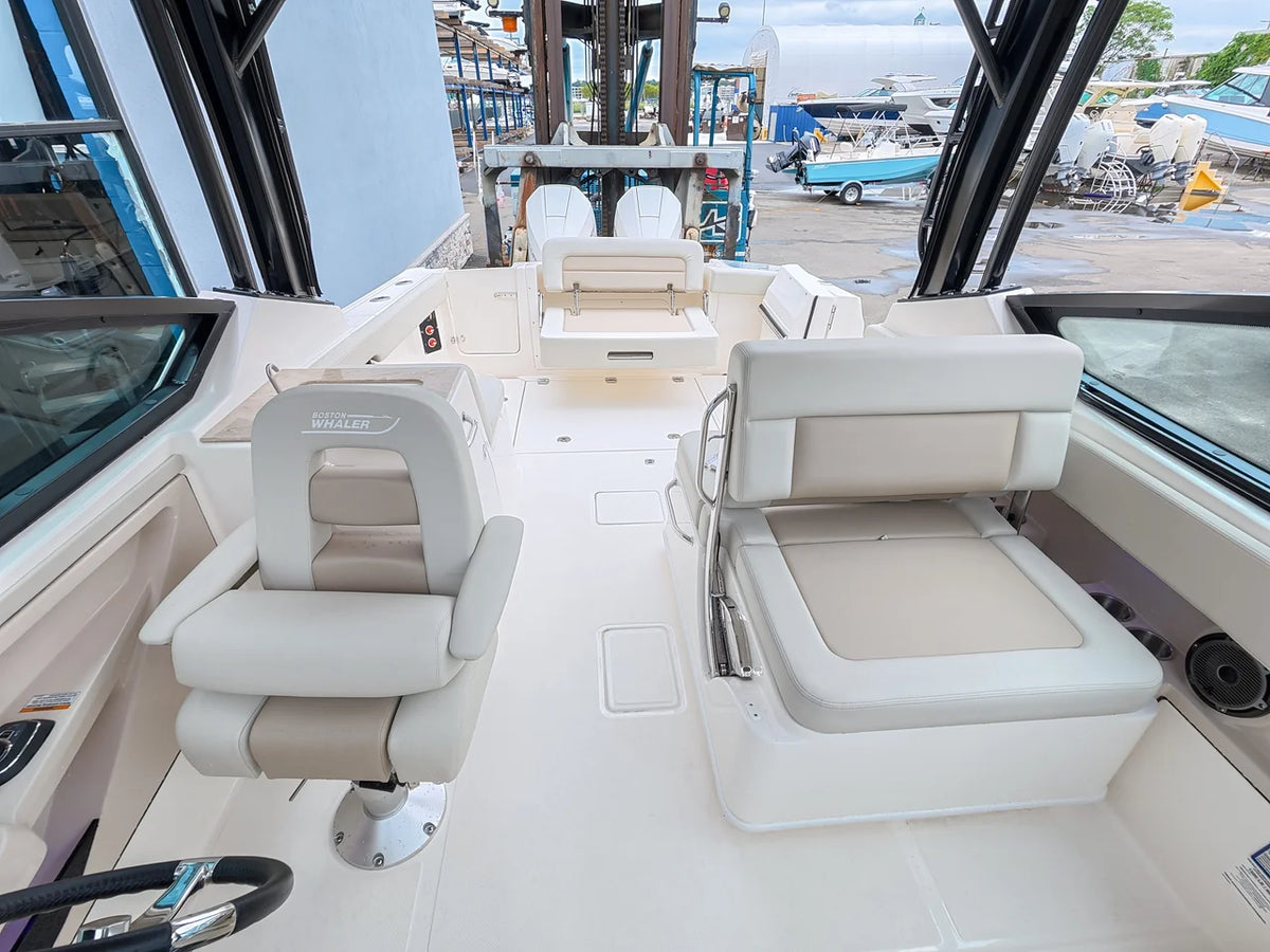 2027 Boston Whaler 280 Vantage 28.0 feet, Norwalk, Connecticut #16