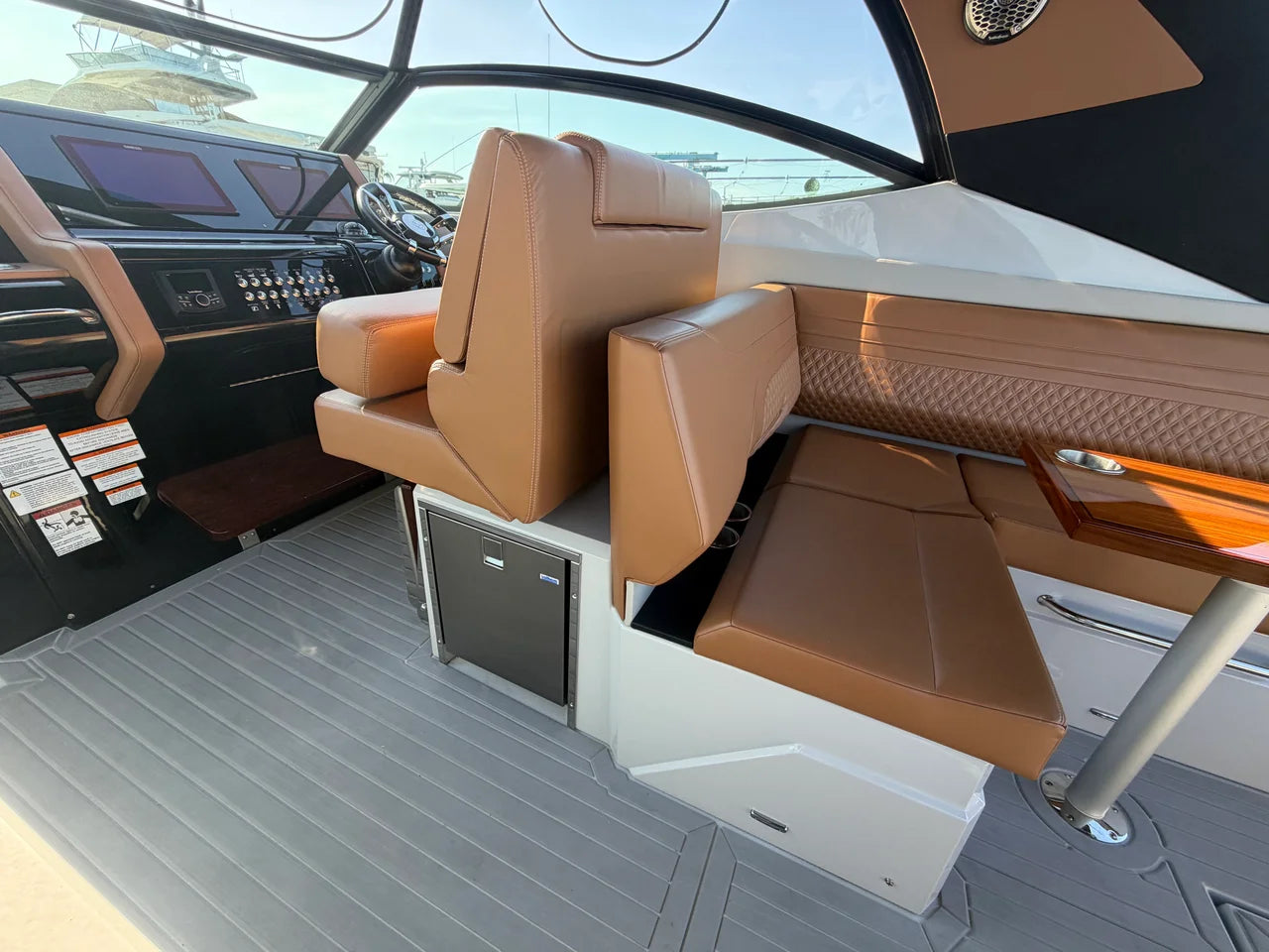 2024 Cruisers Yachts 38 GLS South Beach Outboard 38.0 feet, Stuart, Florida #23