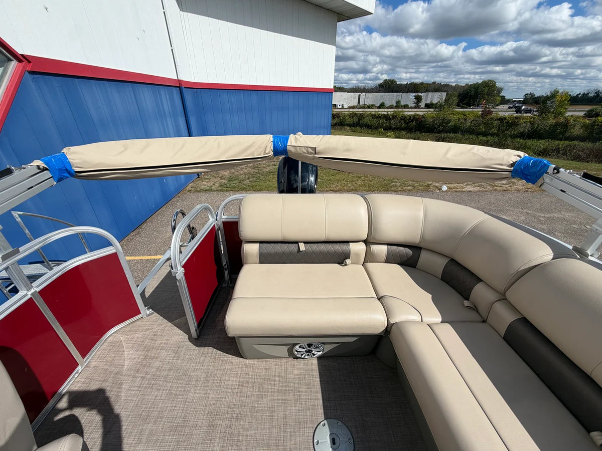 2023 Tracker 210 SUNTRACKER 21.0 feet, Excelsior, Minnesota #13