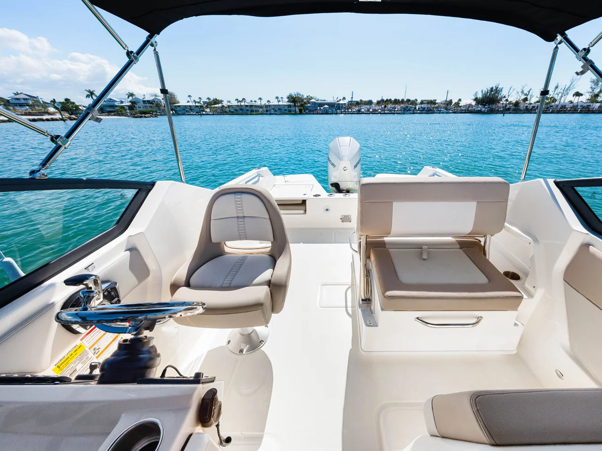 2026 Boston Whaler 210 Vantage 21.0 feet, Venice, Florida #38
