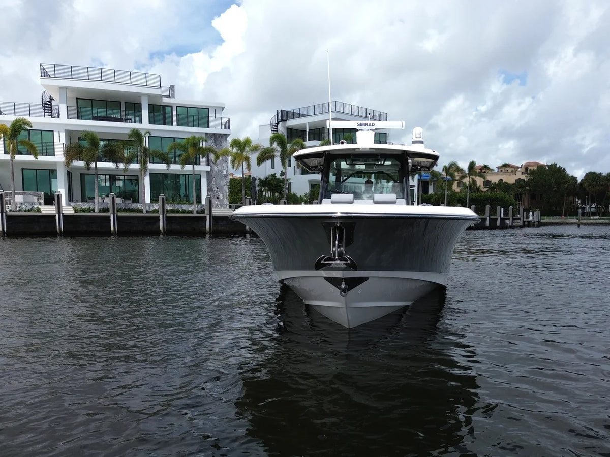 2027 Boston Whaler 380 Outrage 38.0 feet, Pompano Beach, Florida #14