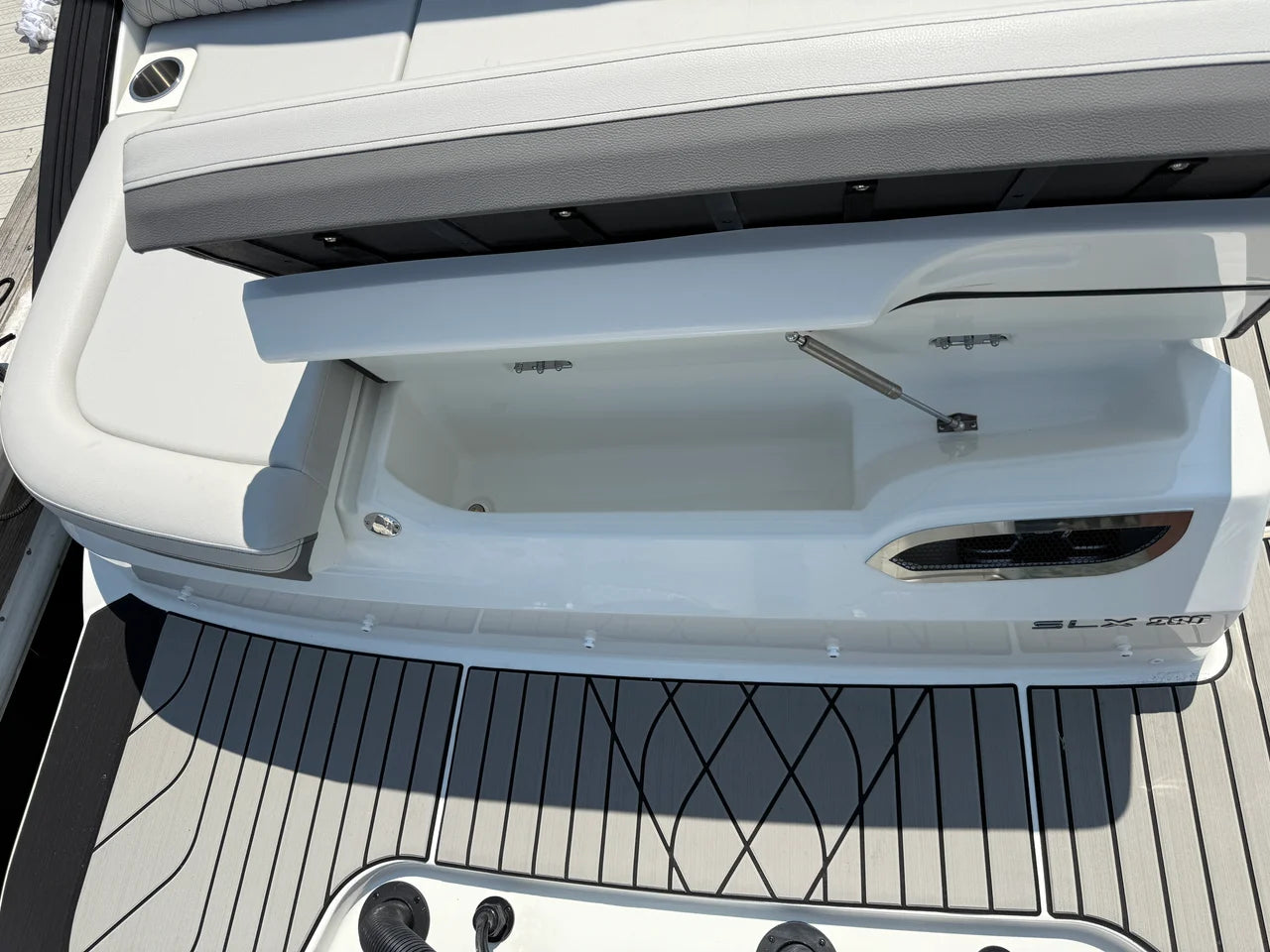 2027 Sea Ray SLX 280 Outboard 28.0 feet, Wrightsville Beach, North Carolina #24