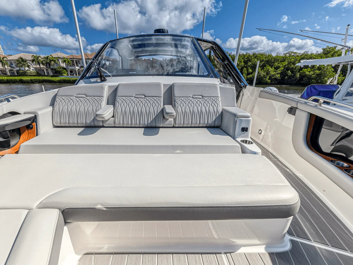 2022 Sea Ray 370 SUNDANCER OUTBOARD 37.0 feet, Highland Beach, FL, FL #62
