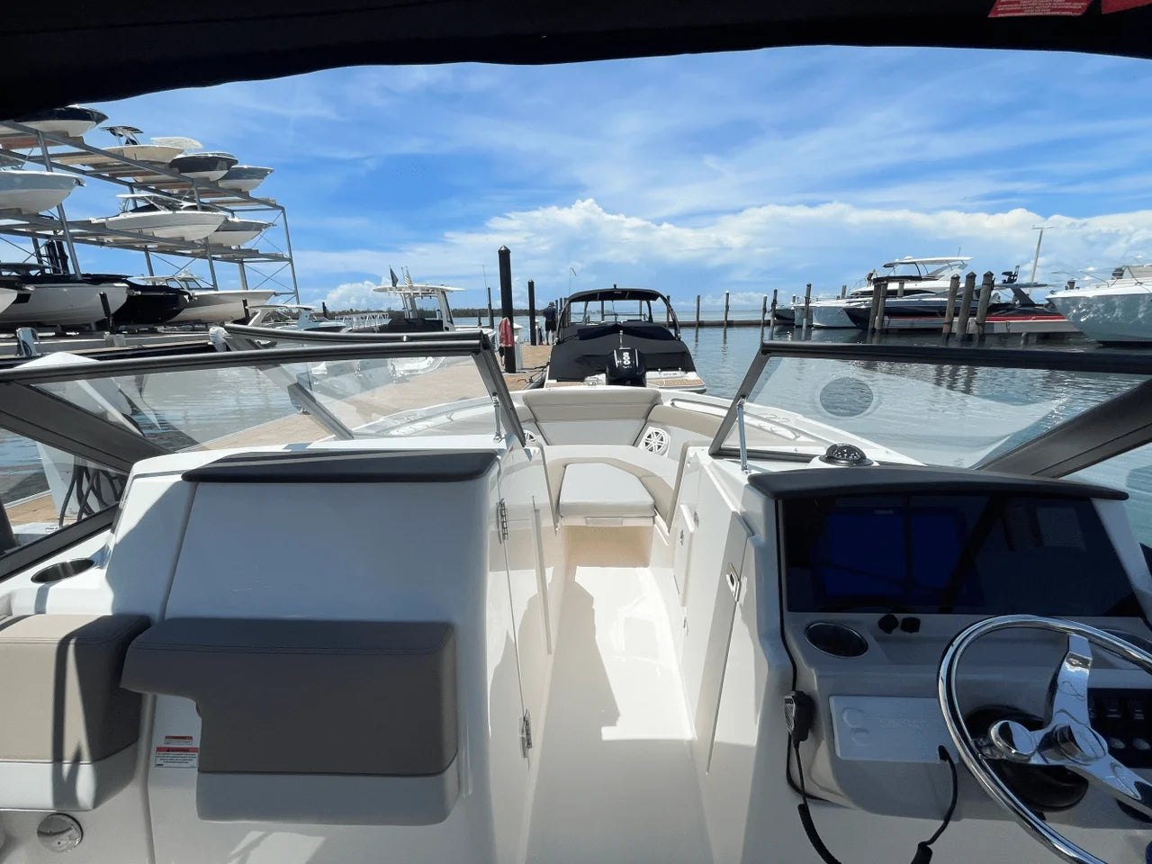2025 Boston Whaler 210 Vantage 21.0 feet, Sarasota, Florida #26