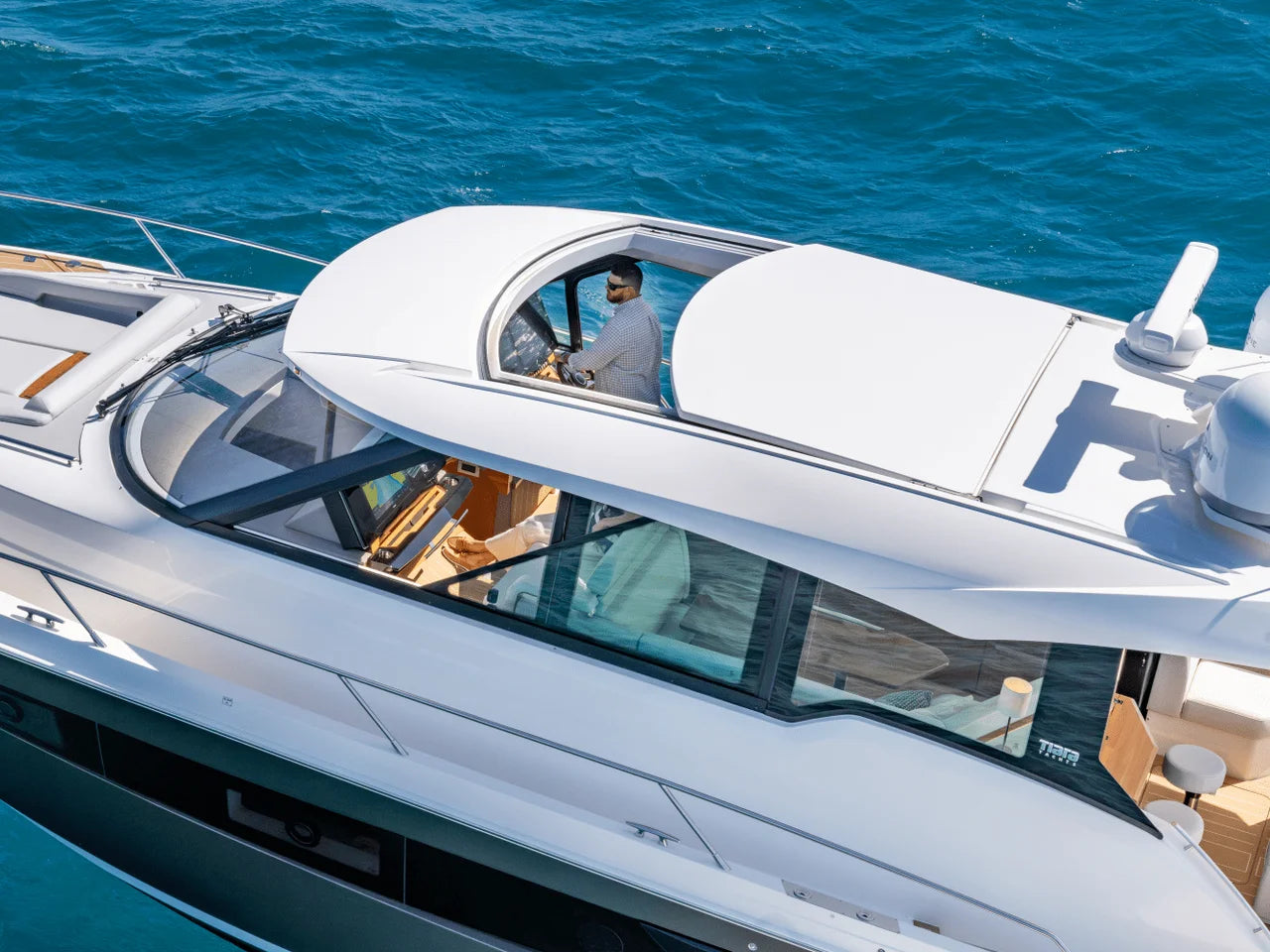 2025 Tiara Yachts EX 54 54.0 feet, Inuvik, Northwest Territories #20