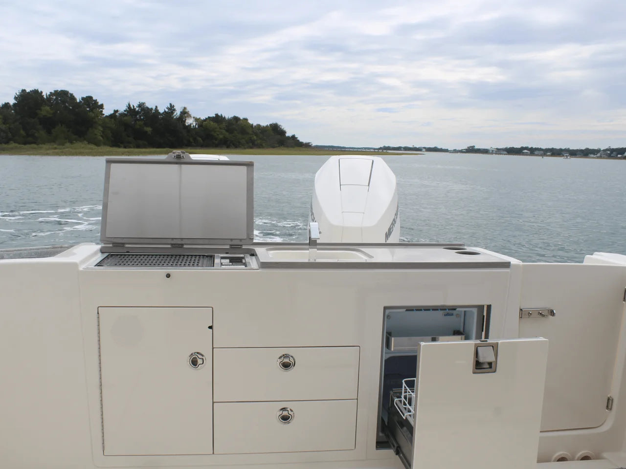 2026 Boston Whaler 330 Vantage 33.0 feet, Wrightsville Beach, North Carolina #20