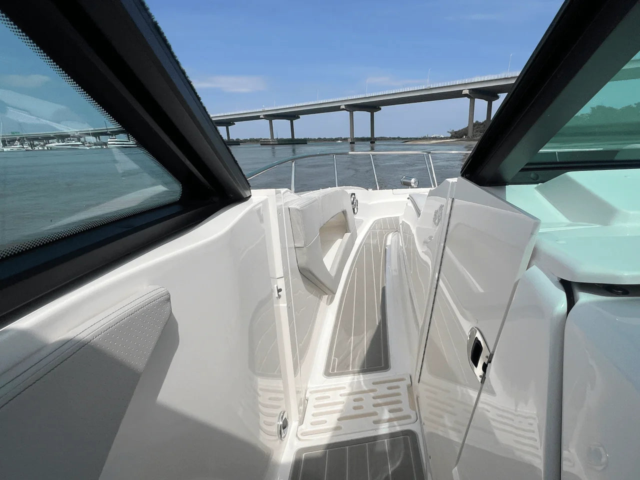 2025 Sea Ray Sundancer 320 Outboard 32.0 feet, Charleston, SC #51