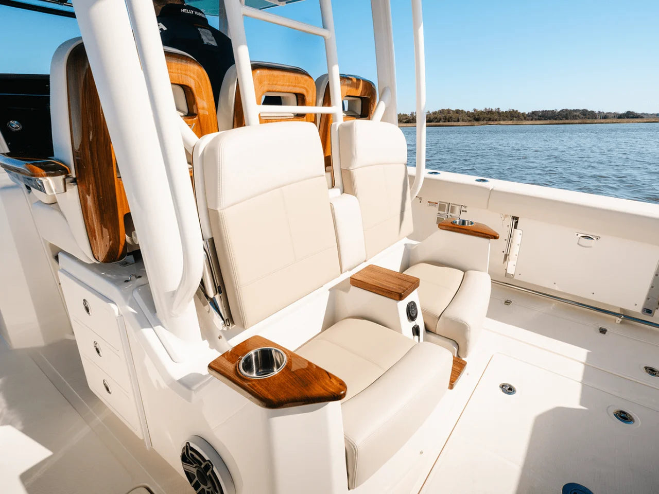 2025 Boston Whaler 360 Outrage 36.0 feet, Charleston, SC #12