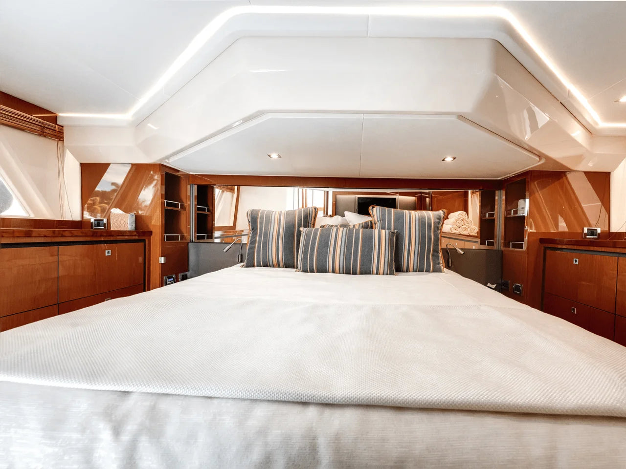 2017 Sea Ray 510 FLYBRIDGE 51.0 feet, Hollywood, Florida #17
