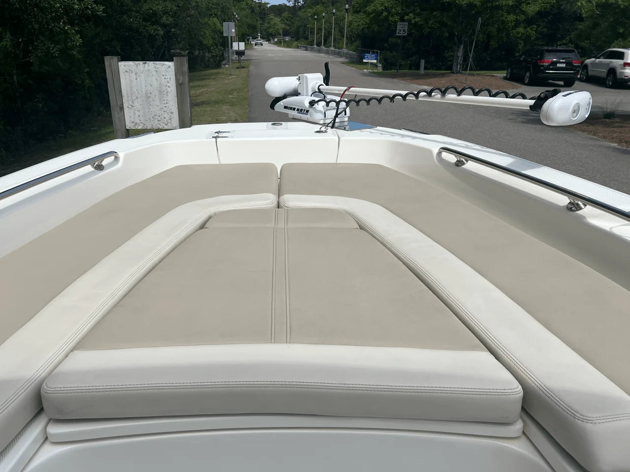 2019 Boston Whaler 240 DAUNTLESS 24.0 feet, Charleston, SC #24