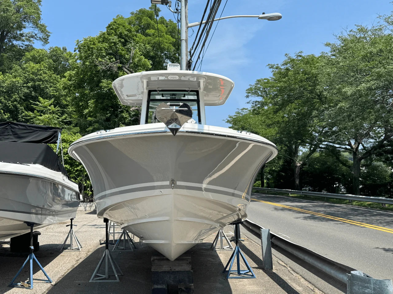 2026 Boston Whaler 250 Outrage 25.0 feet, Huntington, NY #7