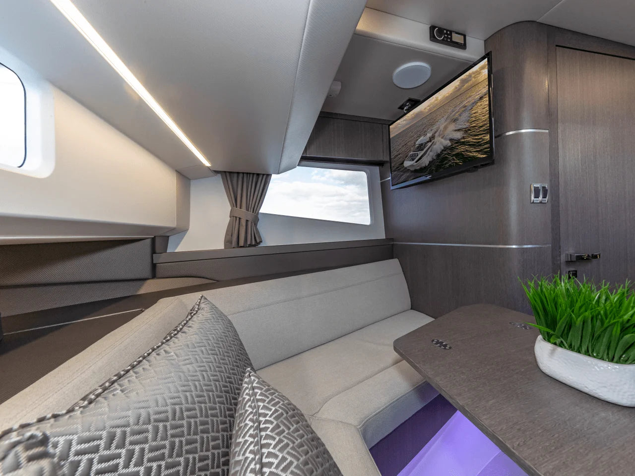 2026 Galeon 335 GTO 33.0 feet, Inuvik, Northwest Territories #93