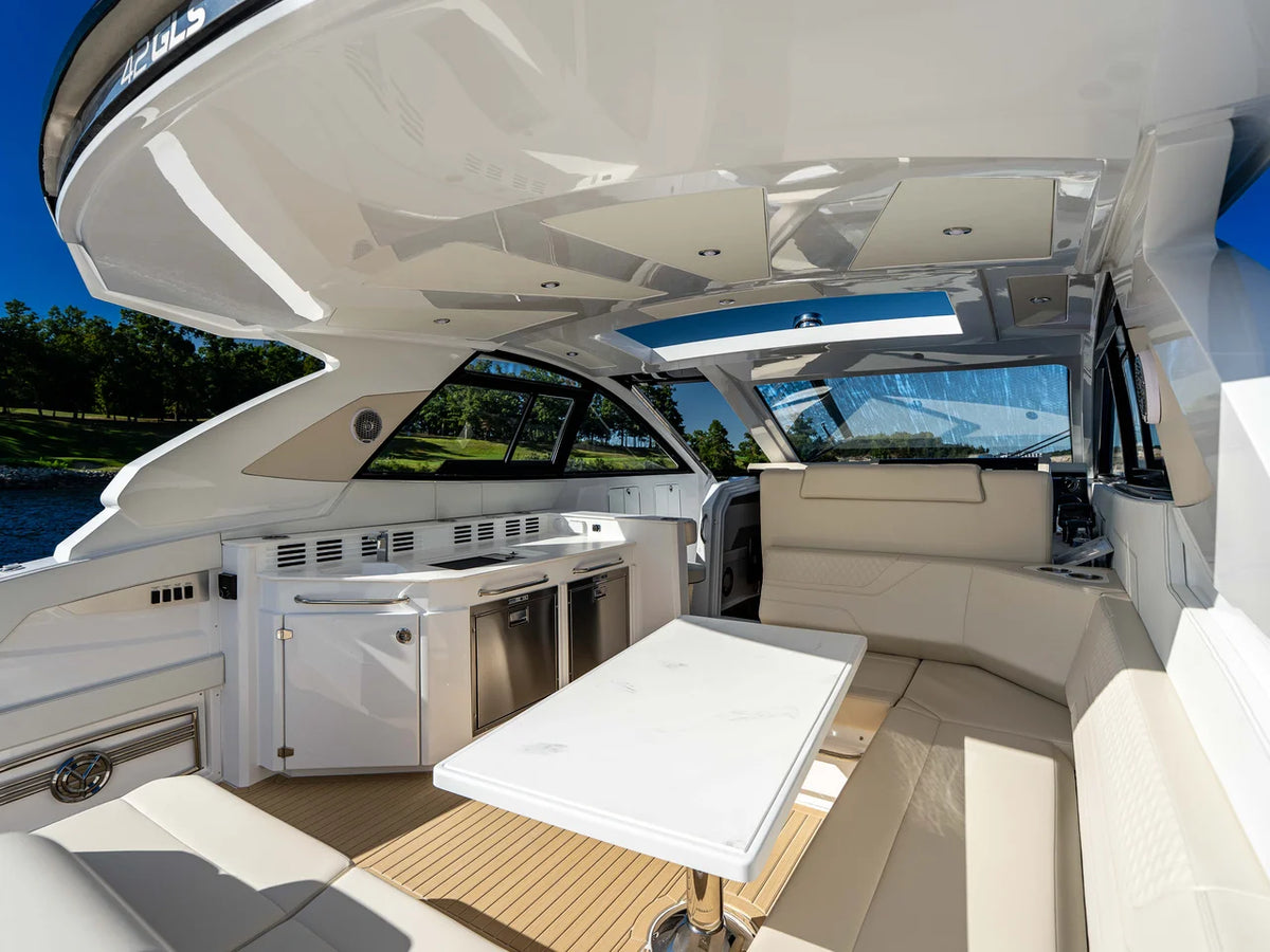 2027 Cruisers Yachts 42 GLS 42.0 feet, Lake Ozark, MO #39