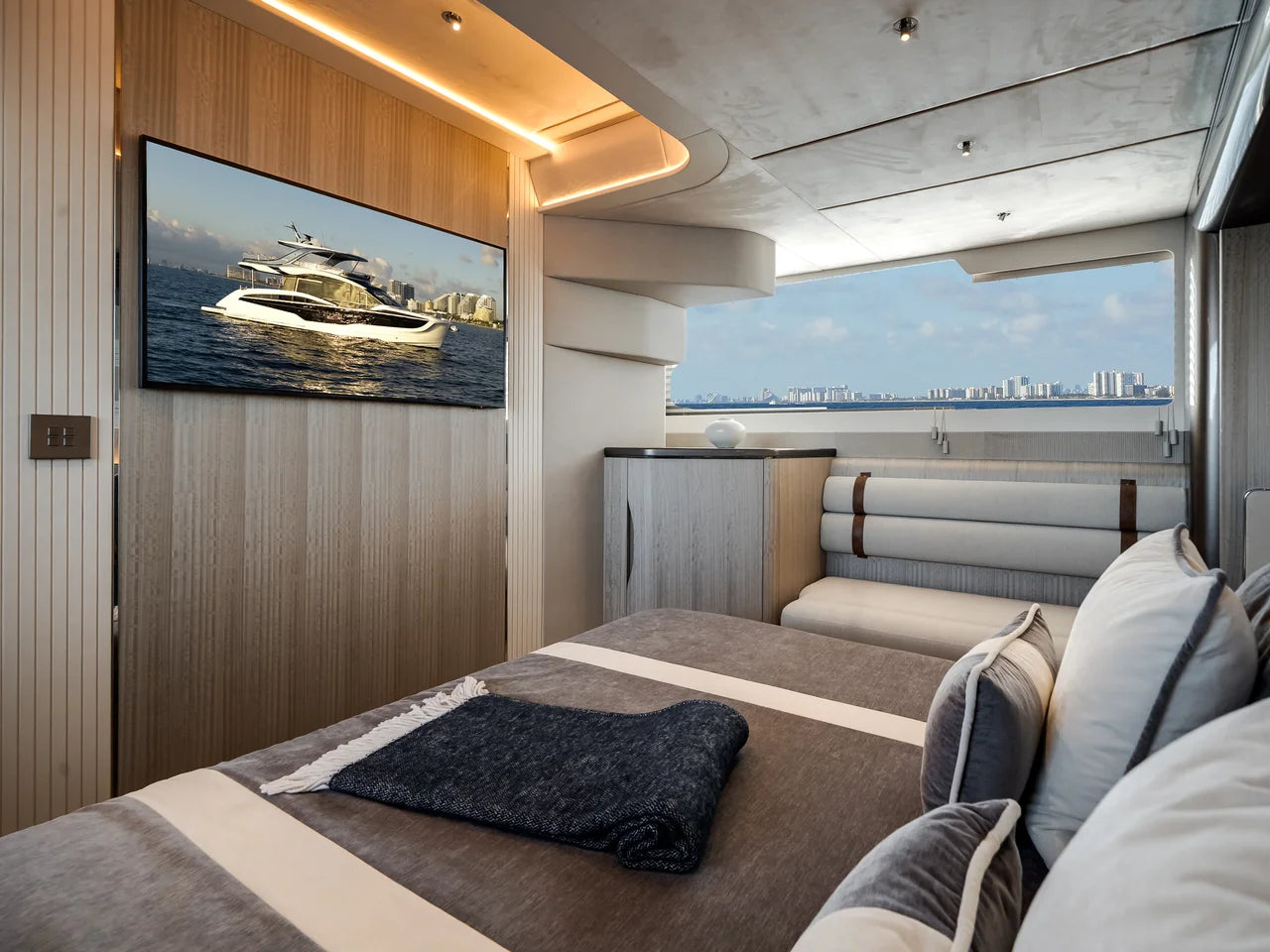 2026 Galeon 620 FLY 64.583 feet, Inuvik, Northwest Territories #73