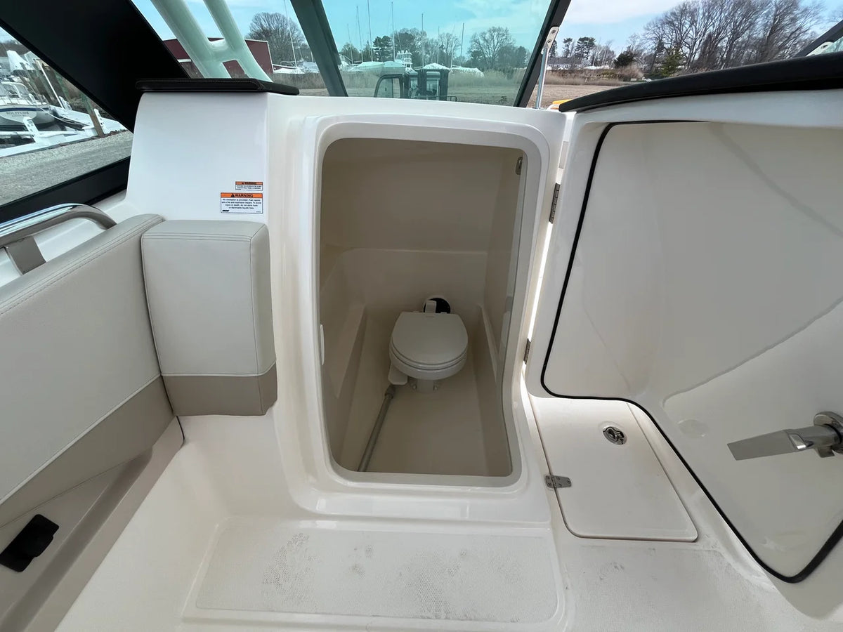 2026 Boston Whaler 240 Vantage 24.0 feet, Westbrook, Connecticut #14