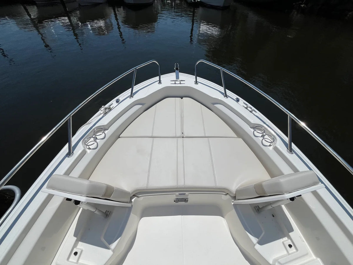 2026 Boston Whaler 250 Dauntless 25.0 feet, Wakefield, RI #25