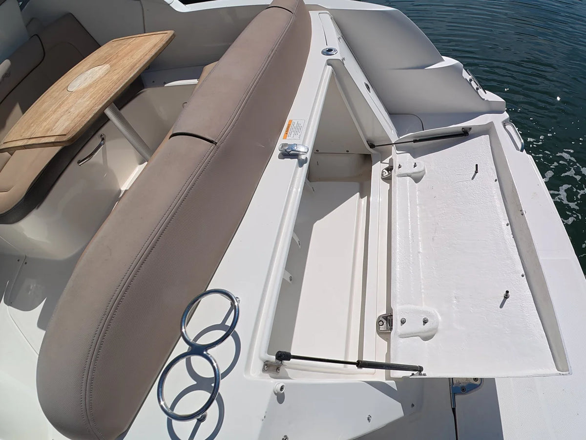 2016 Sea Ray 330 Sundancer 33.0 feet, Huntington, NY #9