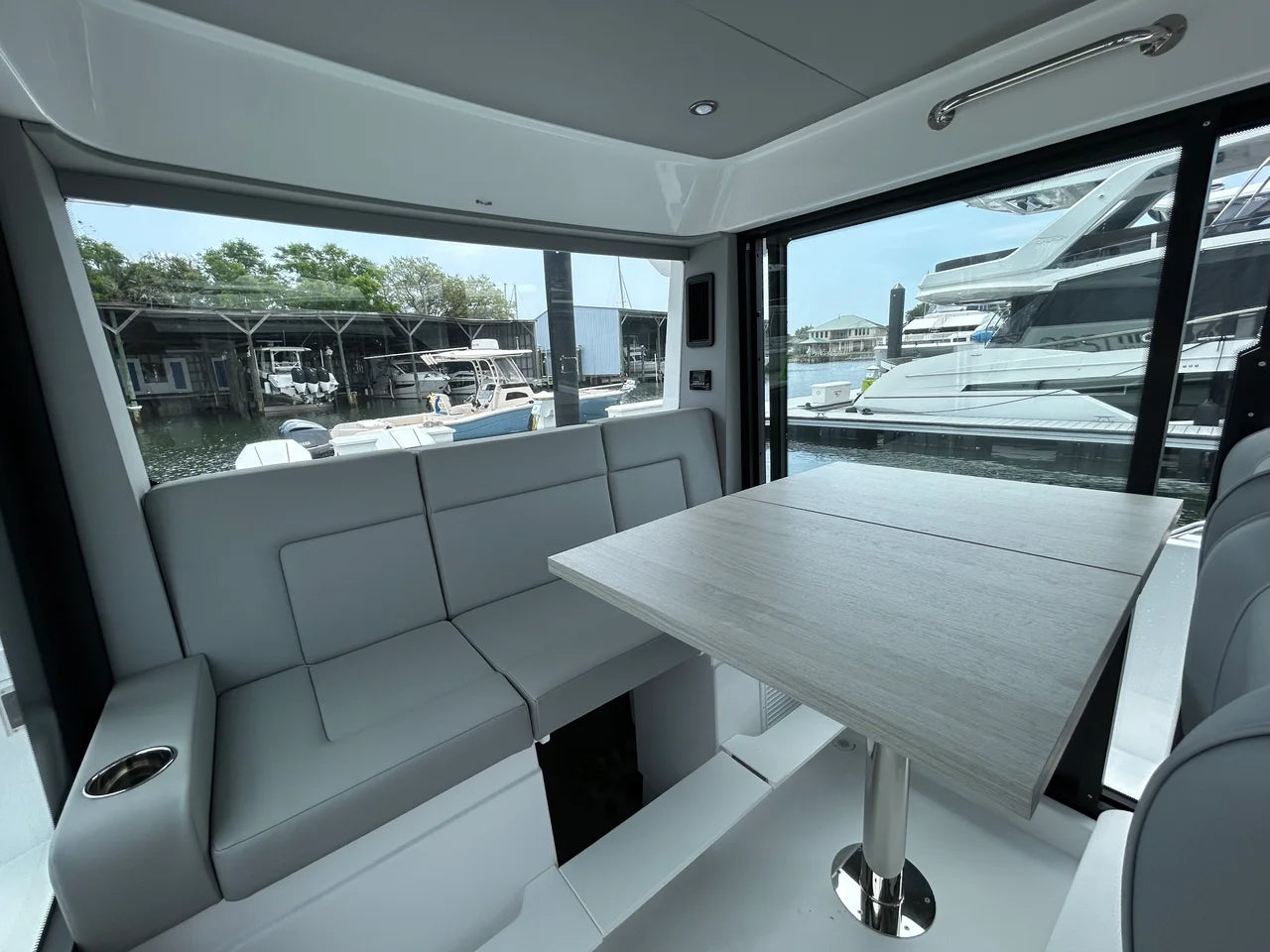 2026 Cruisers Yachts 38 VTR EC 38.0 feet, Pensacola, Florida #20