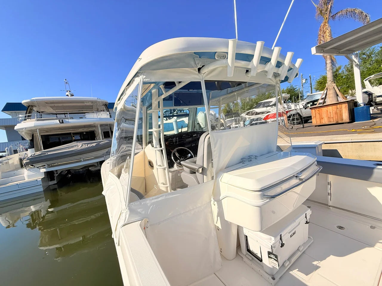 2026 Boston Whaler 330 Outrage 33.0 feet, St Petersburg, FL #33