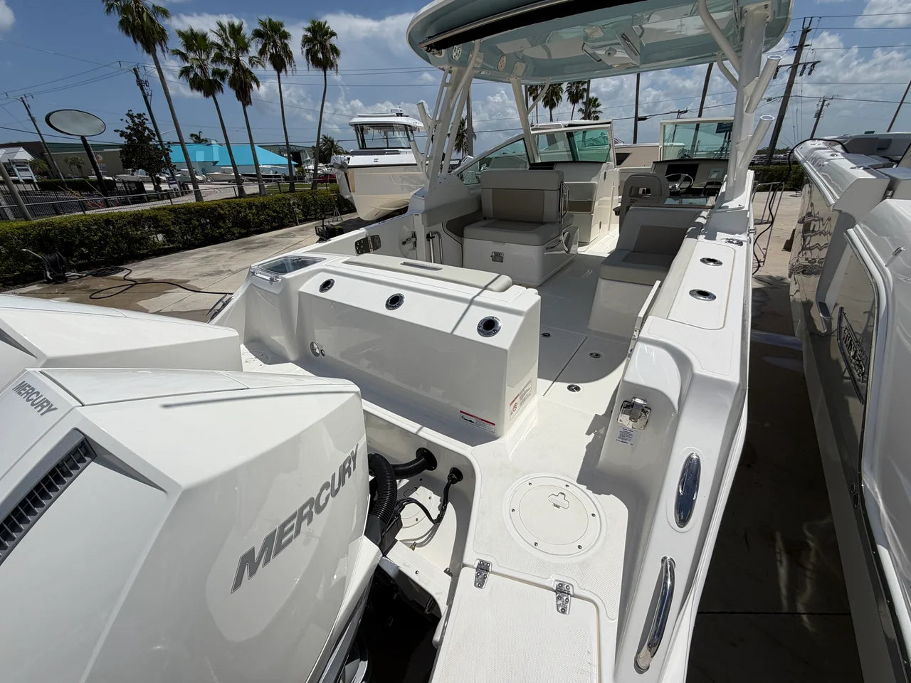 2027 Boston Whaler 280 Vantage 28.0 feet, Stuart, Florida #13