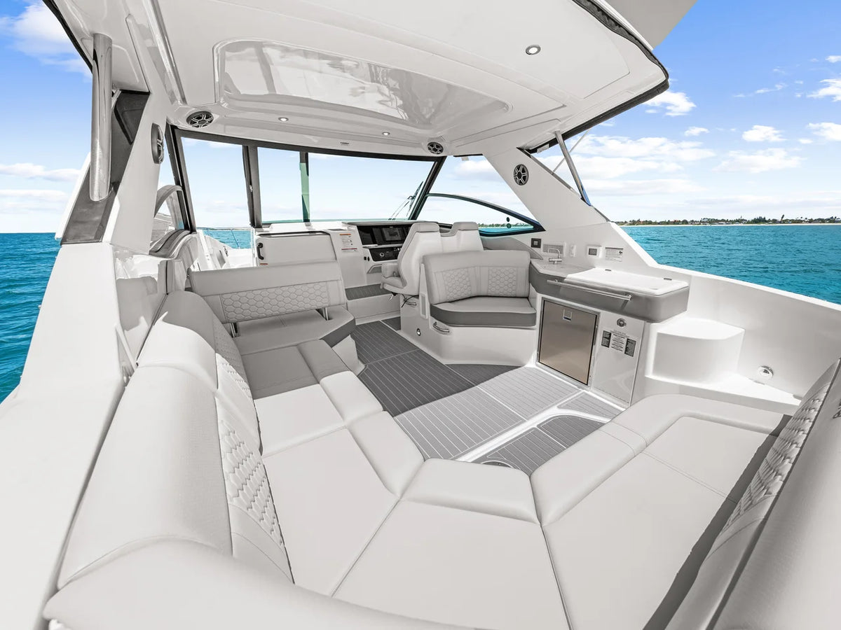 2027 Sea Ray Sundancer 320 Outboard 32.0 feet, Venice, Florida #28