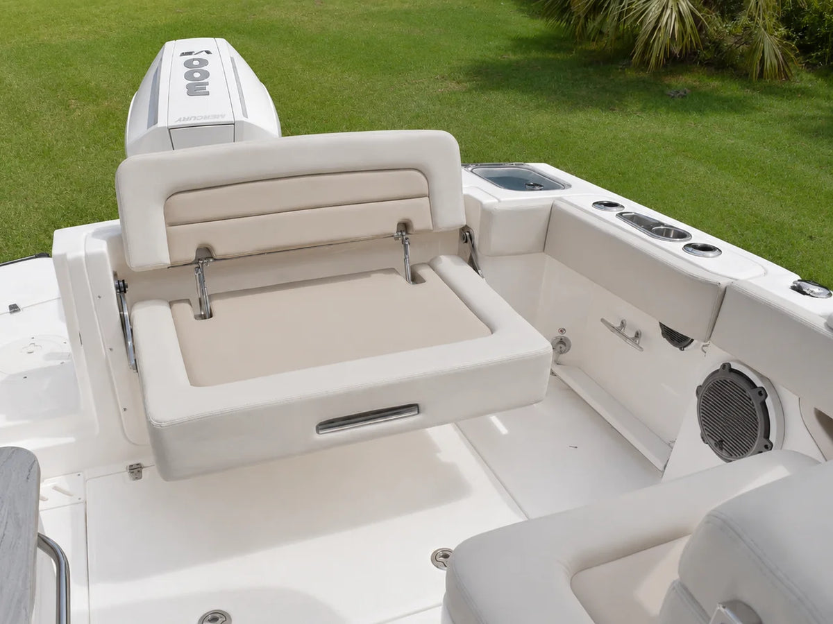 2026 Boston Whaler 240 Vantage 24.0 feet, Thunderbolt, GA #8